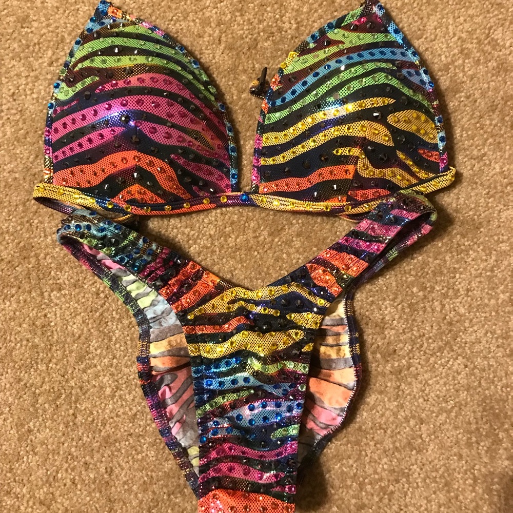 Figure Competition Posing Suit - image 1